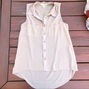 Nude button up tank top Sz med